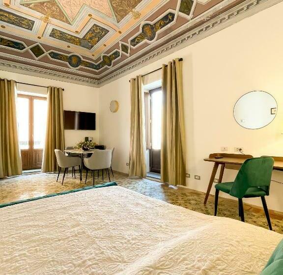 اتاق لوکس, B&b Faraglione
