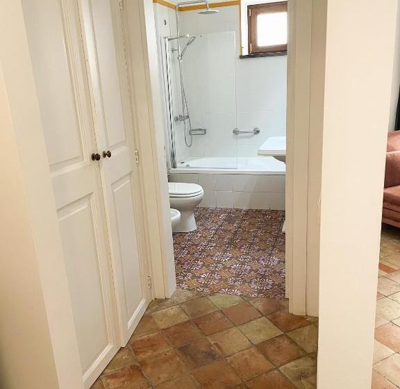 اتاق استاندارد, B&b Faraglione