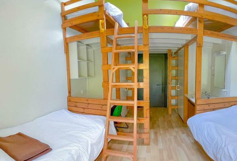 اتاق استاندارد چهار تخته, Iou Hebden Bridge Vegetarian Hostel