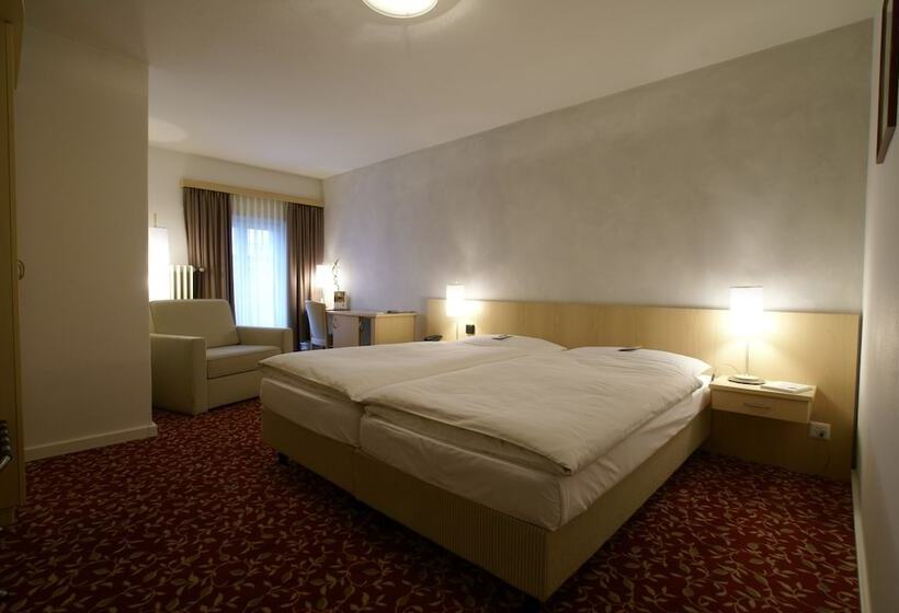Номер Комфорт, Ochsen Lenzburg