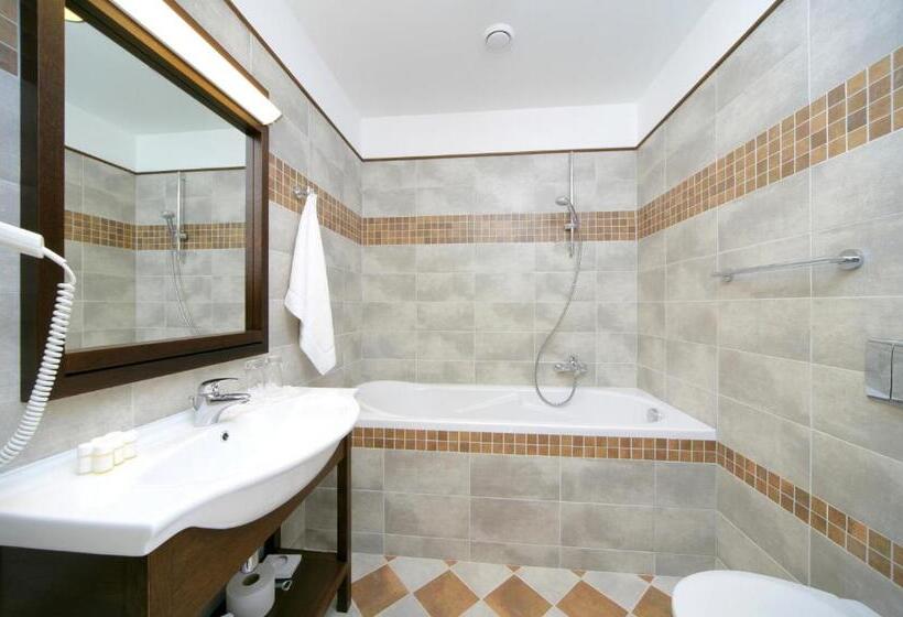 Люкс, Hygge Hotel U Zvonu