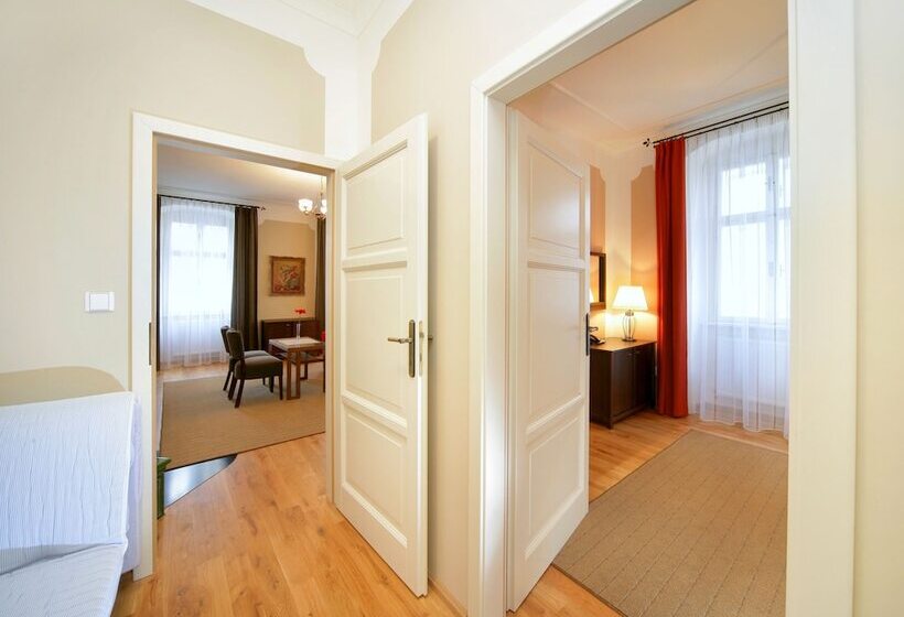 Люкс, Hygge Hotel U Zvonu
