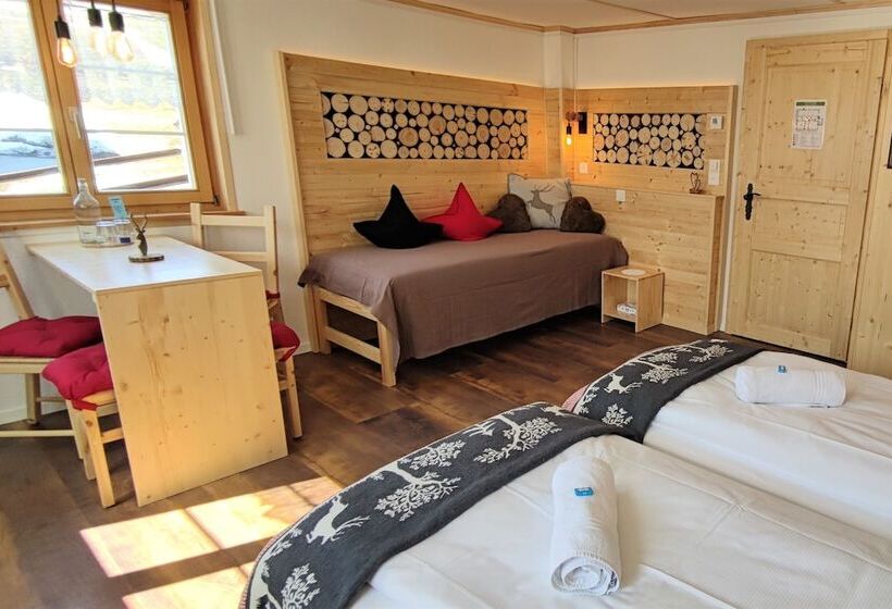 家庭房间共用浴室, Gasthaus Alpina