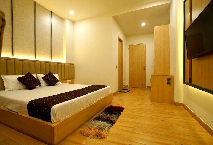 Habitació Deluxe, Ashirwad International