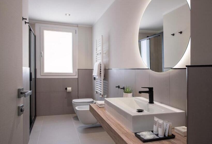 Апартаменты 1 Спальня, Mem Lodge And Suite