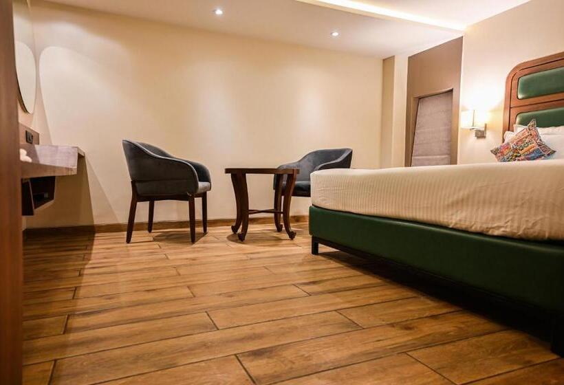 Номер Стандарт, Suvidha Suites