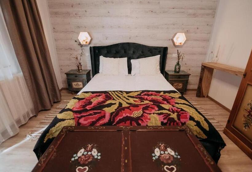 Номер Deluxe, Casa De Sub Munte