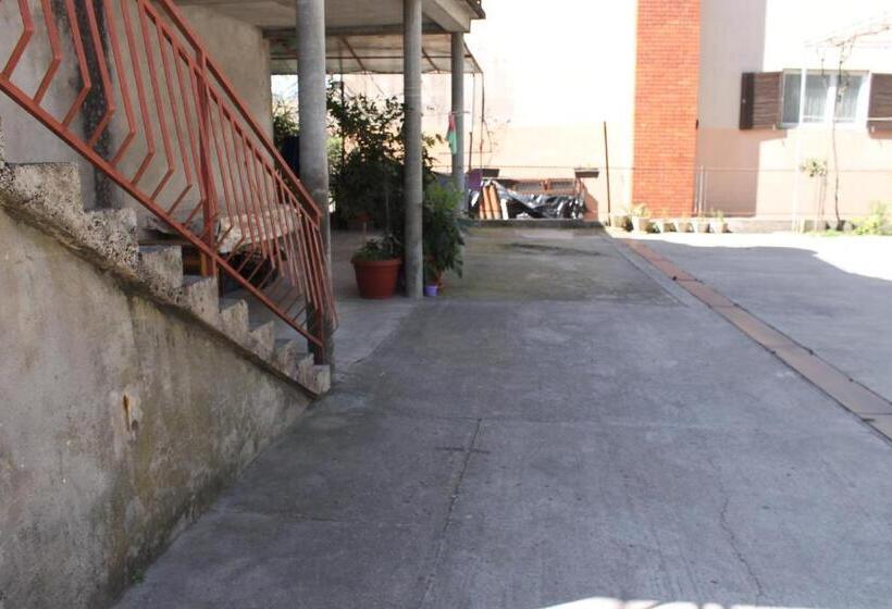 اتاق استاندارد سه تخته با بالکن, Sobe Tivat