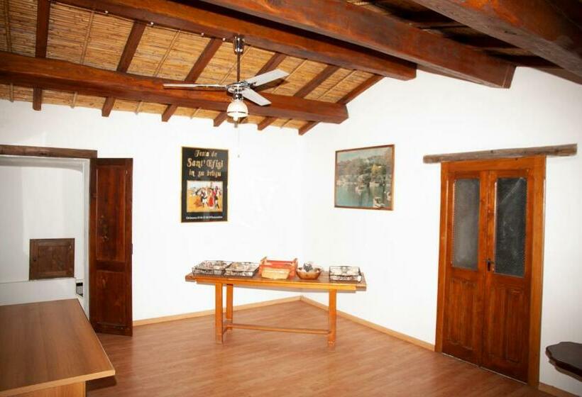 Номер Стандарт, B&b Nurachi