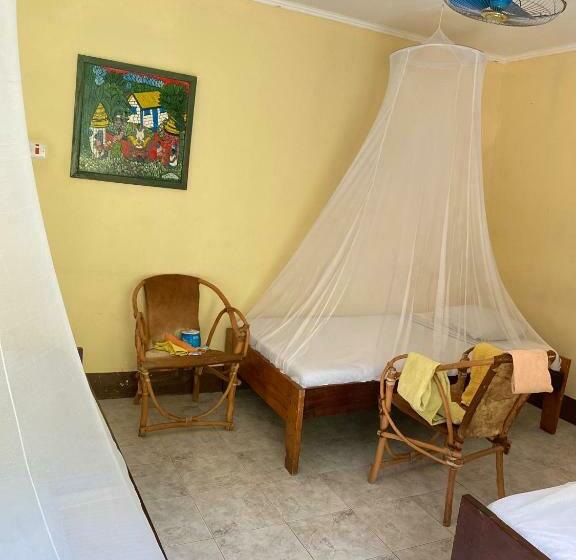 Номер Стандарт Трехместный, Fig Tree Lodge Camp