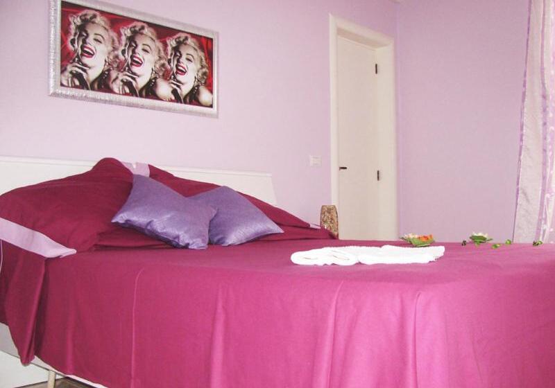 디럭스 룸, Ibiscus B&b