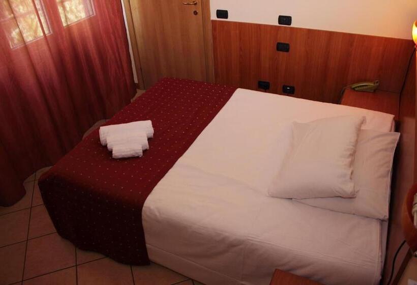 اتاق اکونومی, Albergo Hotel Giardino