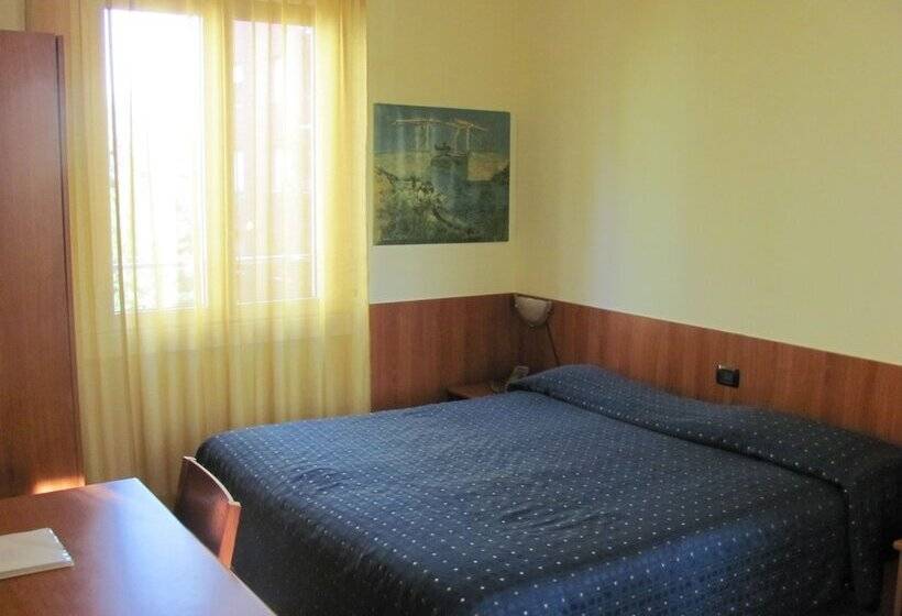 اتاق استاندارد سه نفره, Albergo Hotel Giardino