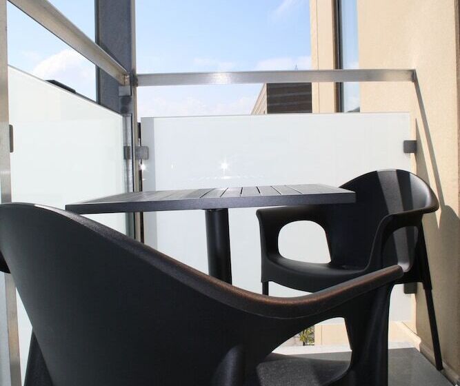 Номер Стандарт с Балконом, Aparthotel Faber