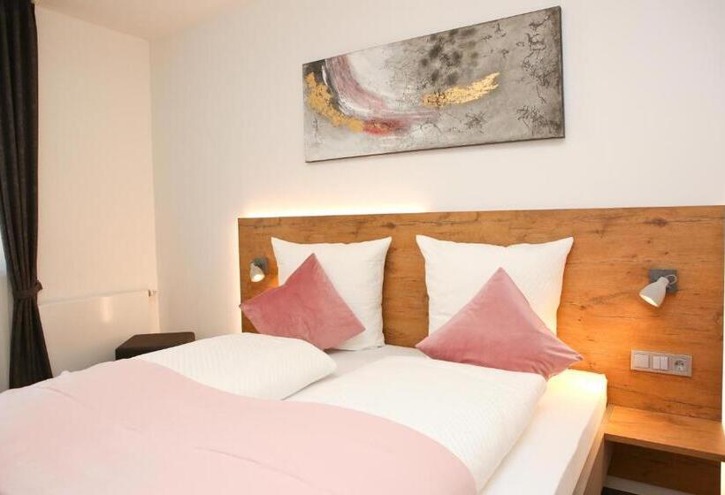스탠다드 룸 킹사이즈 침대, Gasthof Hotel Adler Inneringen