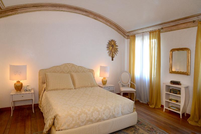 스위트, Villa Foscarini Cornaro
