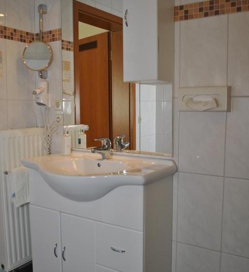 带阳台的豪华间, Waldhotel Rheinbach