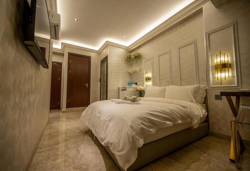 디럭스 룸, A Residence @ Between Hilton & Cititel