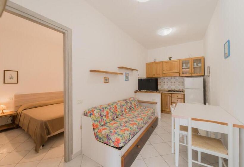 带1个卧室的带海景的公寓, Residence Baia Delle Grazie