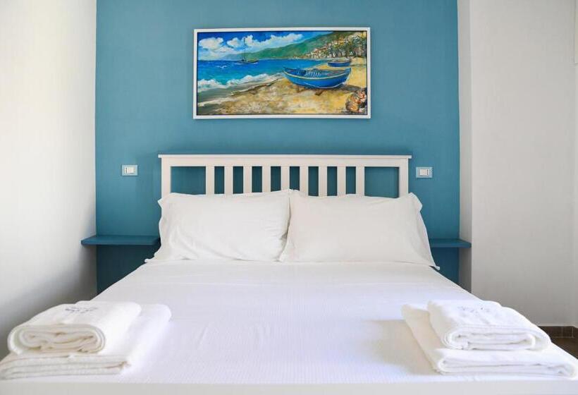 Номер Deluxe Вид на Море с Балконом, Signora Tita B&b Chianalea   Scilla