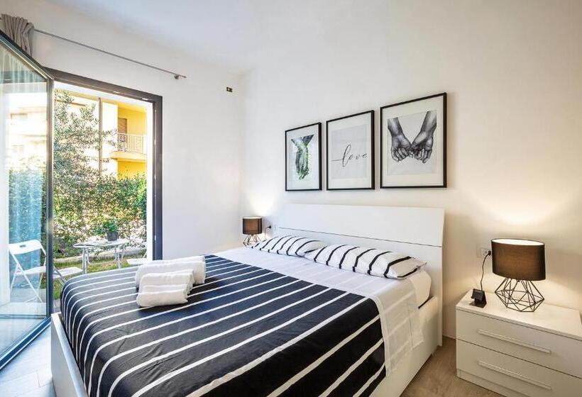 اتاق لوکس, Alexander B&b