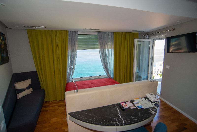 オーシャンビューデラックスルーム, Bougainville Bay