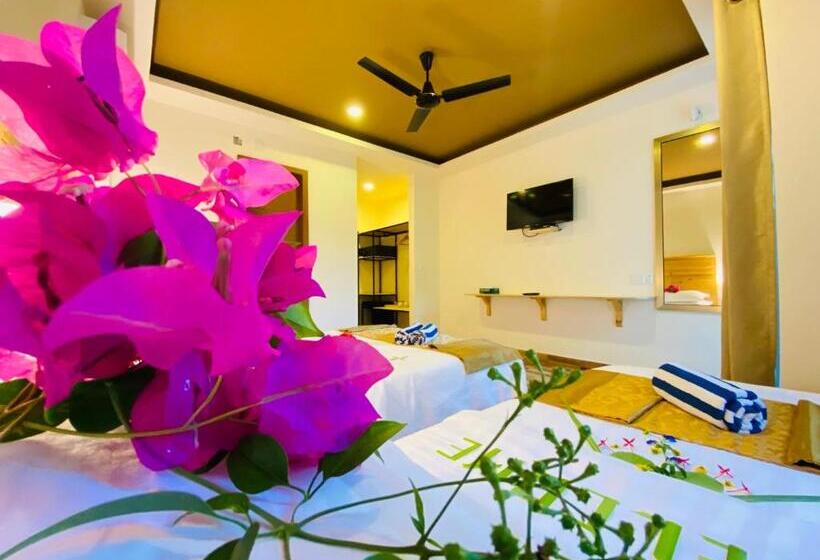 اتاق راحتی سه تخته, Paguro Seaview