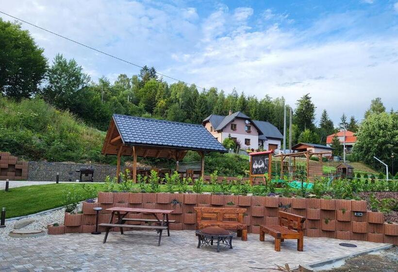 Люкс 3 Спальни, Chata U Dědka