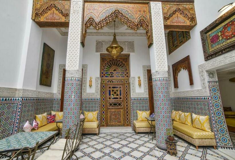 سوییت با چشم‌انداز باغ, Riad Fez Mahal