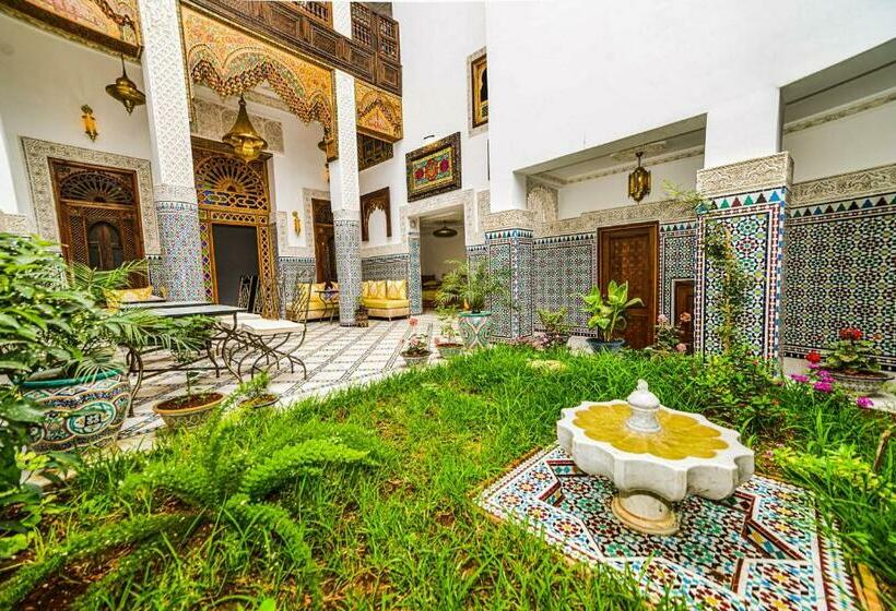 سوییت با چشم‌انداز باغ, Riad Fez Mahal