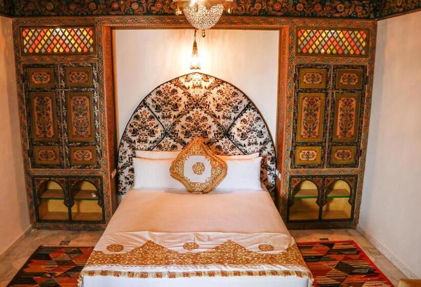 اتاق لوکس با بالکن, Riad Fez Mahal