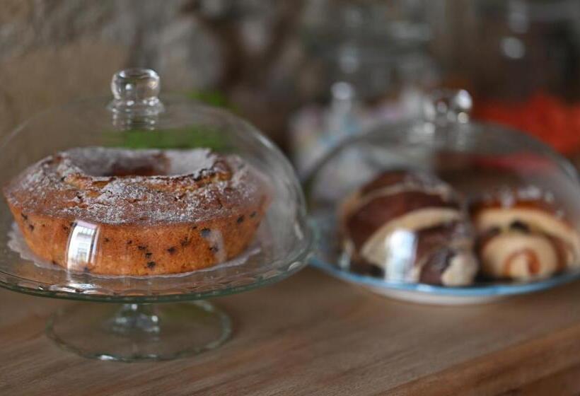 اتاق استاندارد سه تخته با بالکن, La Memolina B&b