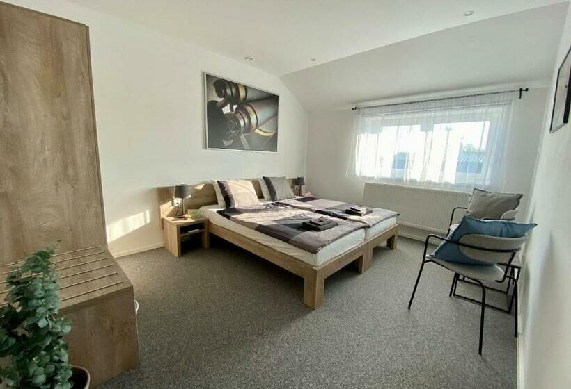 标准间, Apartmány Pelhřimov