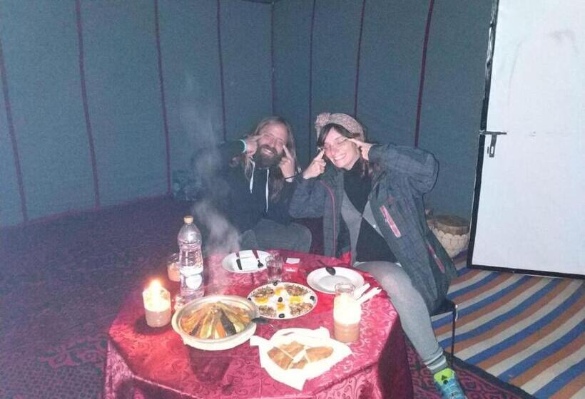 이코노미 룸, Guests House