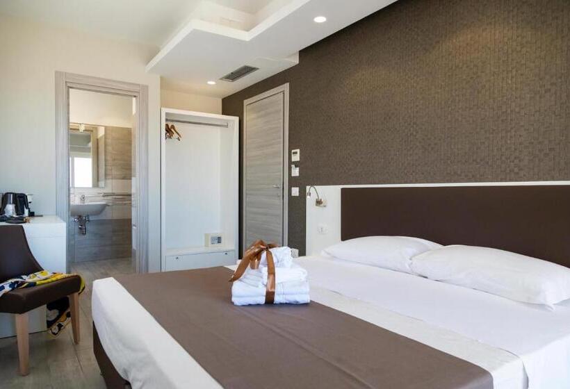 Номер Стандарт Вид на Море с Балконом, Rooms Dream Tropea