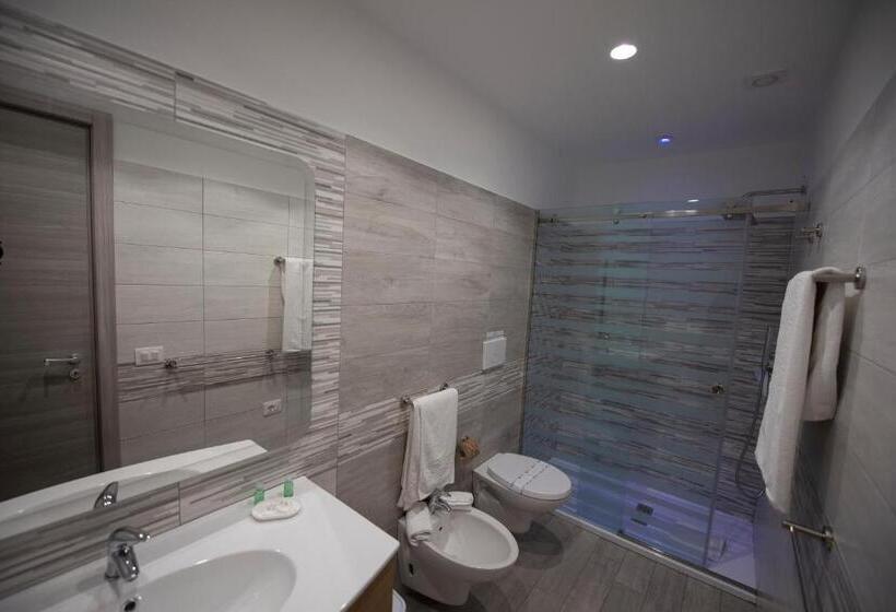 Четырехместный Номер Стандарт, Rooms Dream Tropea