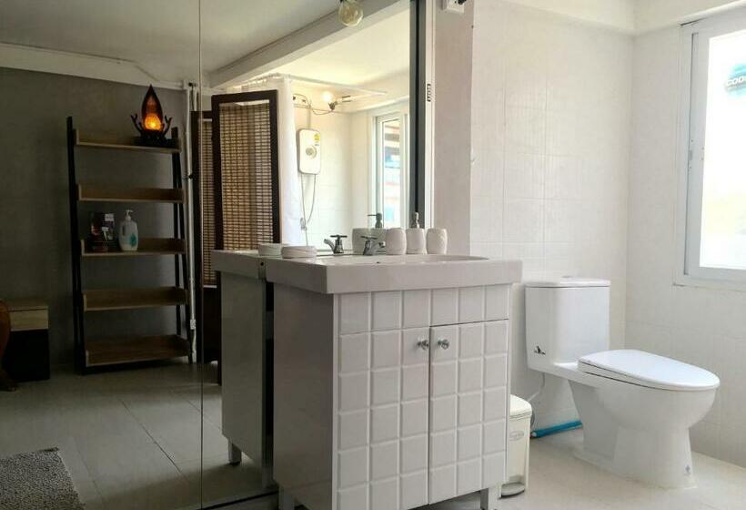 침실 1개 풀장 전망 아파트, New Apartment Nearby Beach