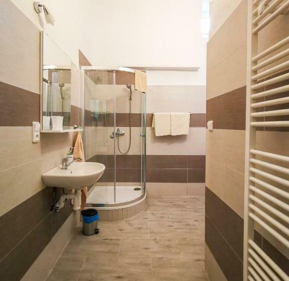 سوییت, Penzion Harvart