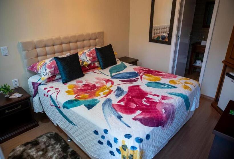 StandaardKamer, Pousada Do Conde