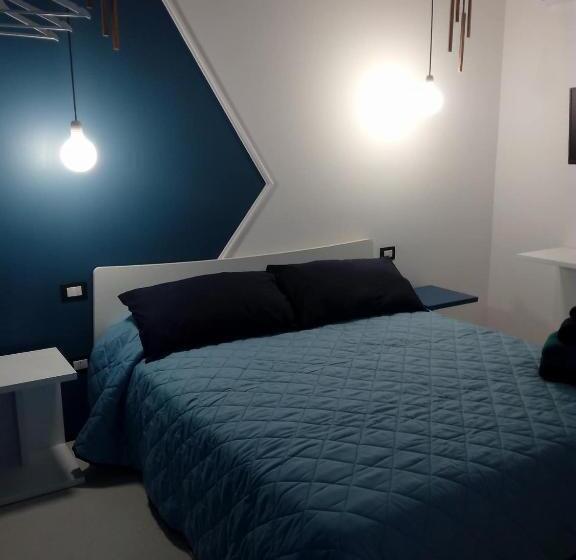 اتاق استاندارد با بالکن, Ananke B&b