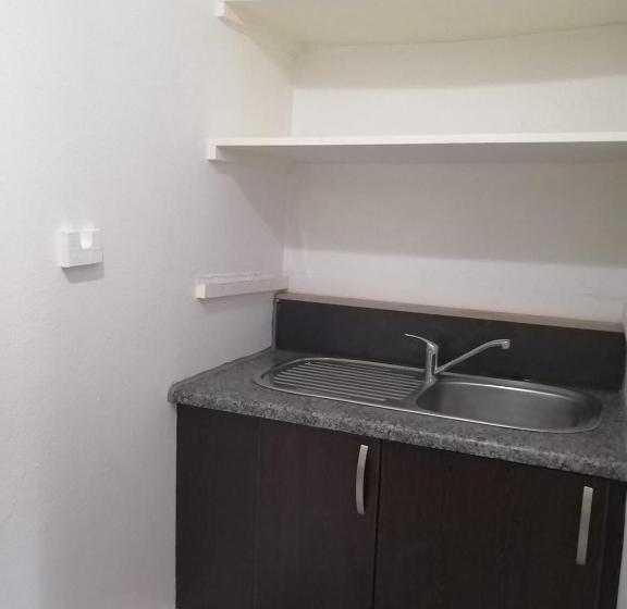 スタンダードルーム, 36 Mount Road Guesthouse And Self Catering