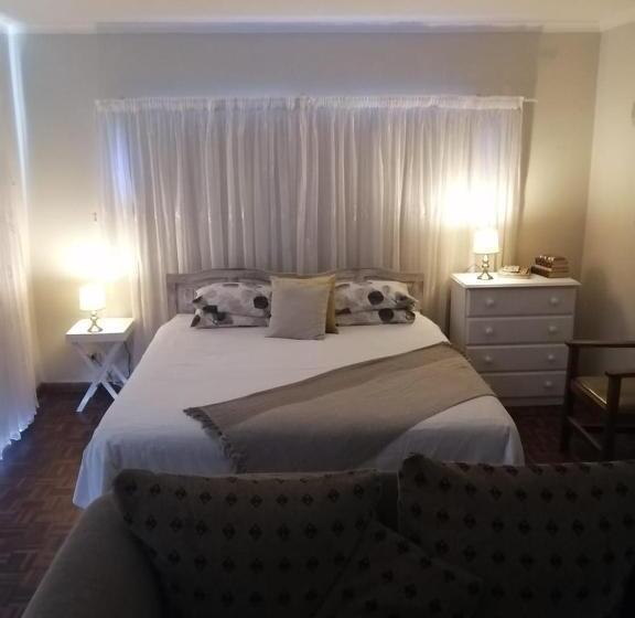 スタンダードルーム, 36 Mount Road Guesthouse And Self Catering