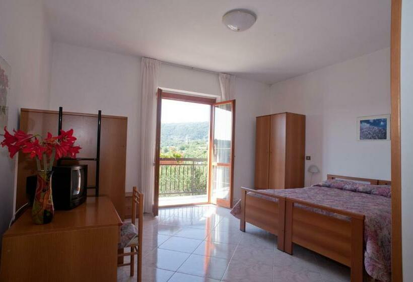 اتاق استاندارد, B&b Le Ginestre