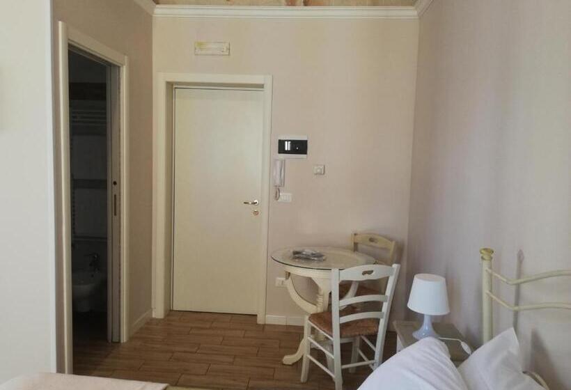 Quarto standard, Al Rosa Antico