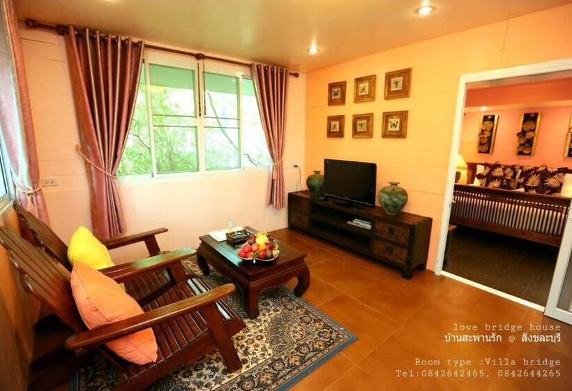 Вилла 3 Спальни, Love Bridge House บ้านสะพานรัก