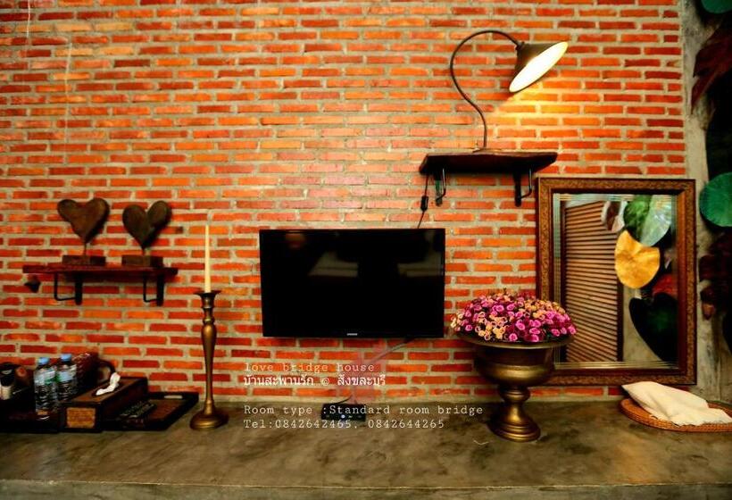 Номер Стандарт Вид на Реку, Love Bridge House บ้านสะพานรัก