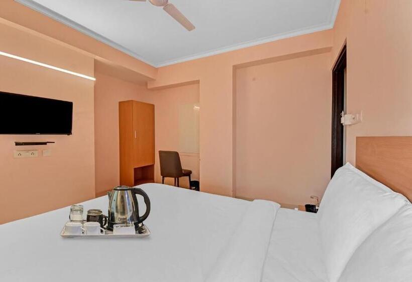 Трехместный Номер Классика, O Townhouse
