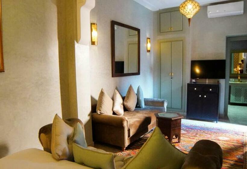 سوییت اجرایی, Riad Sultan Suleiman