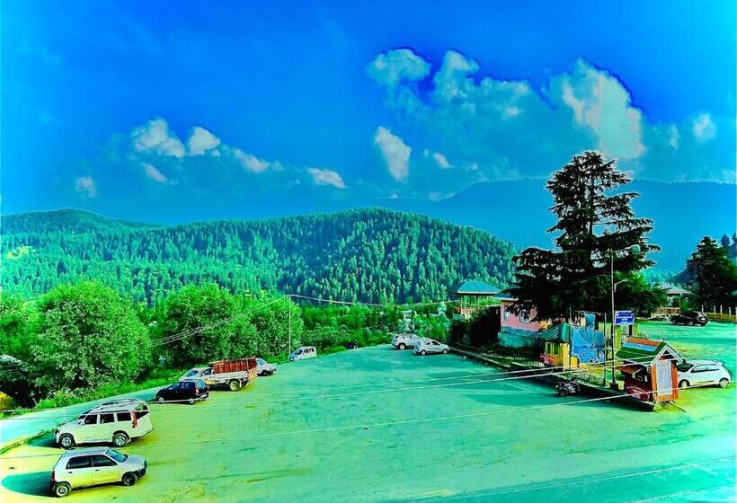 家庭间, Pine View