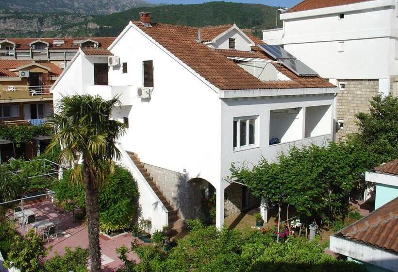 اتاق استاندارد سه تخته با بالکن, Rooms & Apartments Boskovic